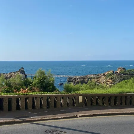 Apartment Studio Biarritz 2 Personnes Face A L'Ocean Proche Plages Port